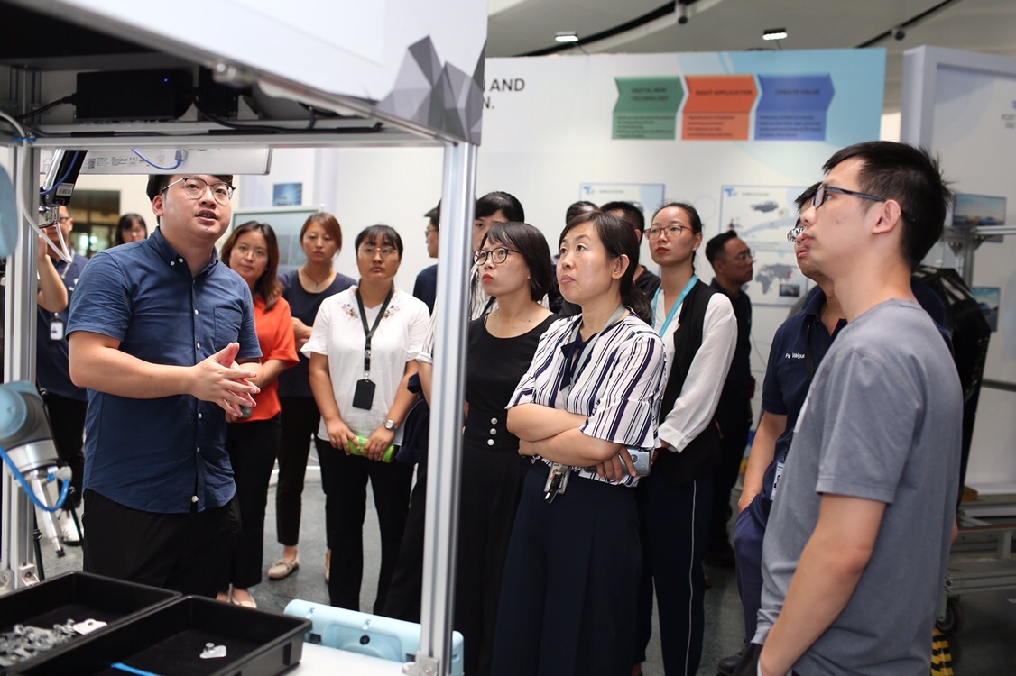 梅卡曼德受邀參加寶馬TechDay活動(dòng)，榮獲TECHATHON AWARD獎(jiǎng)